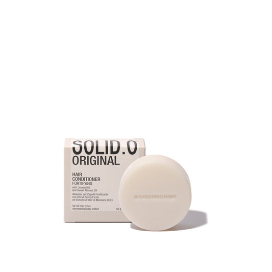 Solid.O, Conditioner solido in astuccio, con Olio di Semi di Lino ed Estratto di Mandorle Dolci, 50g